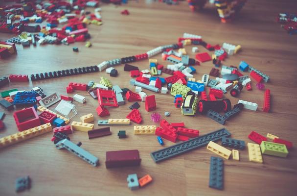 Lego bricks - building your knowledge